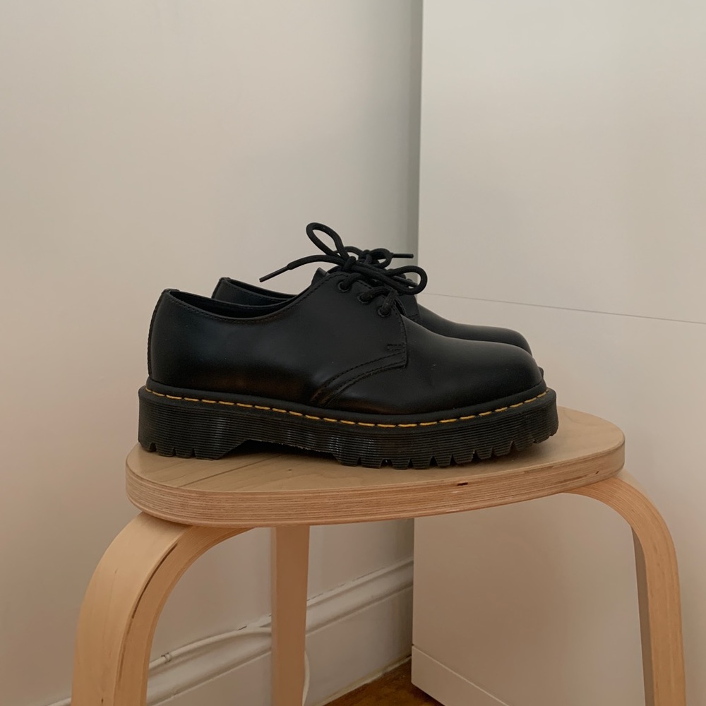 Dr. Martens Platform Oxford